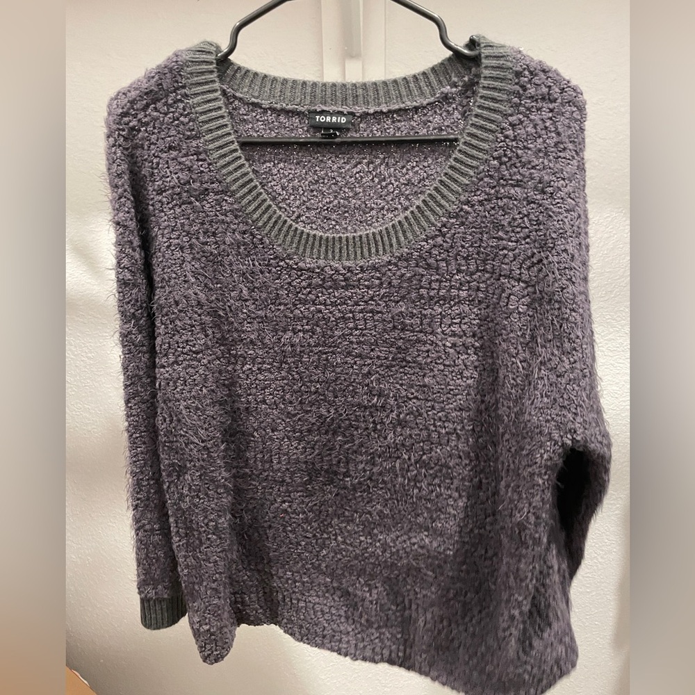 Torrid Size 2 Grey Sweater